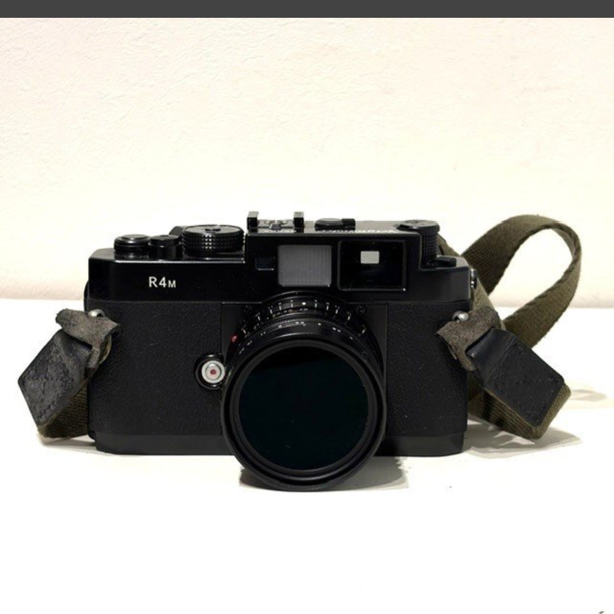 📸 
⁡
COSINA Voigtlander BESSA R4M 出品中！

超広角レンズ撮影に特化した35mmフィルムレンジファインダーカメラ。

21mm・25mm・28mm・35mm対応の広視野ファインダーを搭載。
電池不要で使える機械式シャッター採用で、長く愛用できる一台です。
⁡

フィルムならではの味わい深い写真を楽しみたい方におすすめ

詳細はヤフオクをご覧ください♪
⁡
⁡
⁡
⁡